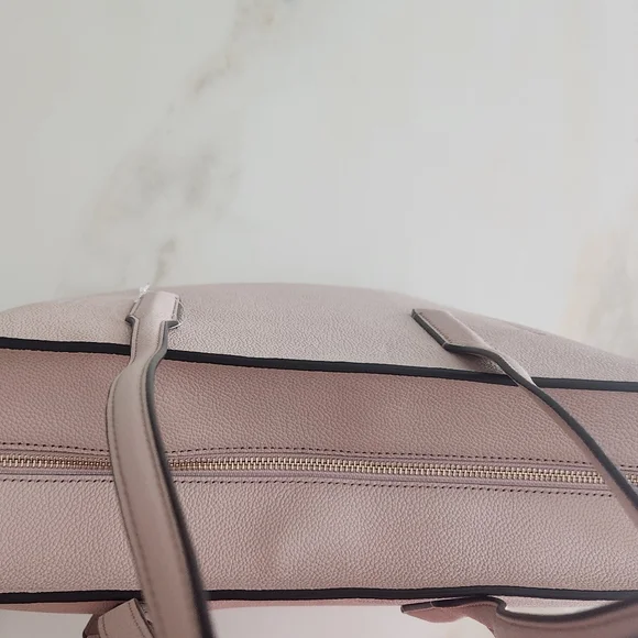 Kate Spade Light Blush Pink Tote. New Without Tags. Beautiful Big Tote! - Picture 13 of 16